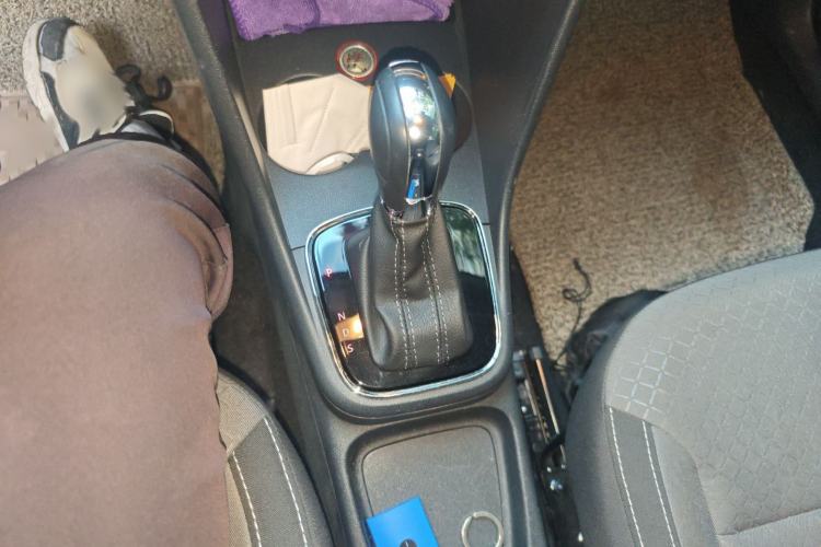 Used Volkswagen Polo 2016 1.6L Cross Polo Automatic