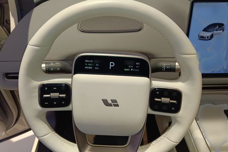 Used Li Auto i6 2025 Model Two-Wheel-Drive Standard Type Steering Wheel