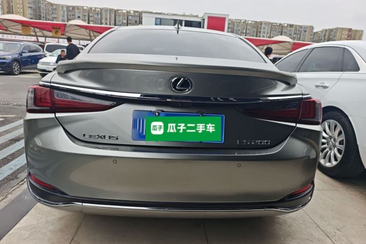 Used Lexus ES 2020 200 Excellence Edition