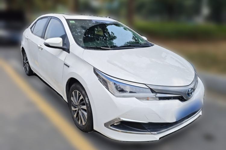 Used Toyota Corolla 2017 Revised Dual-Engine 1.8L E-CVT Leading Edition Front Right 45 Deg
