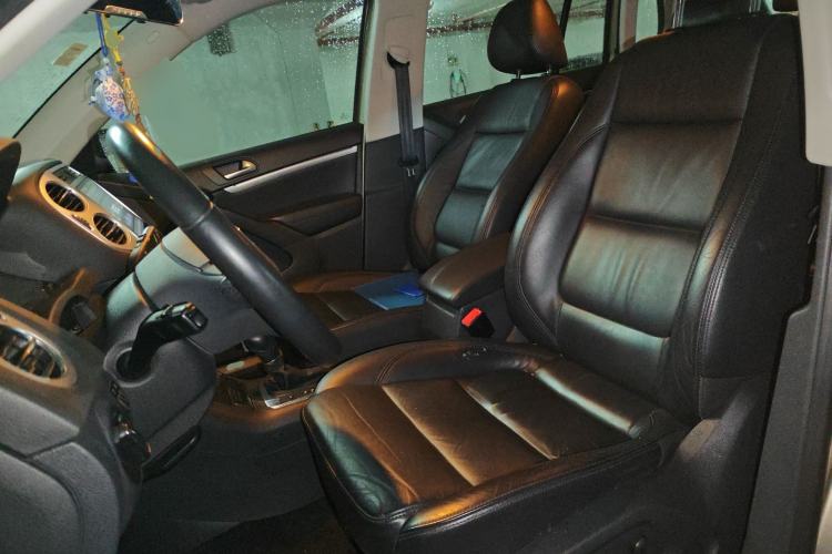 Used Volkswagen Tiguan 2015 1.8TSI Automatic Two-Wheel Drive Comfort Edition Left Front Seat