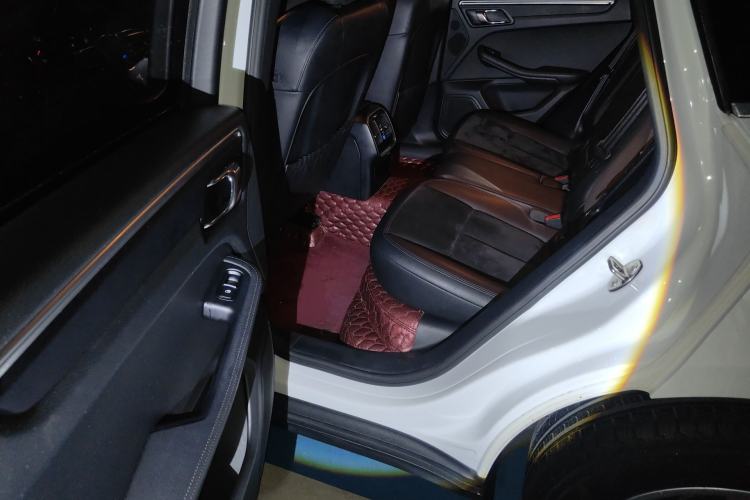 Used Porsche Macan 2016 Macan 2.0T Left Rear Seat