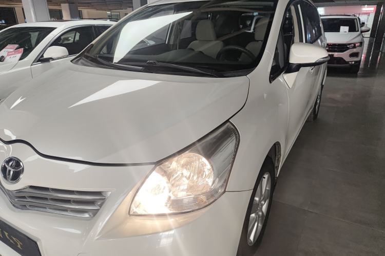 Used Toyota Verso 2014 Starlight 180E CVT Elite Edition
