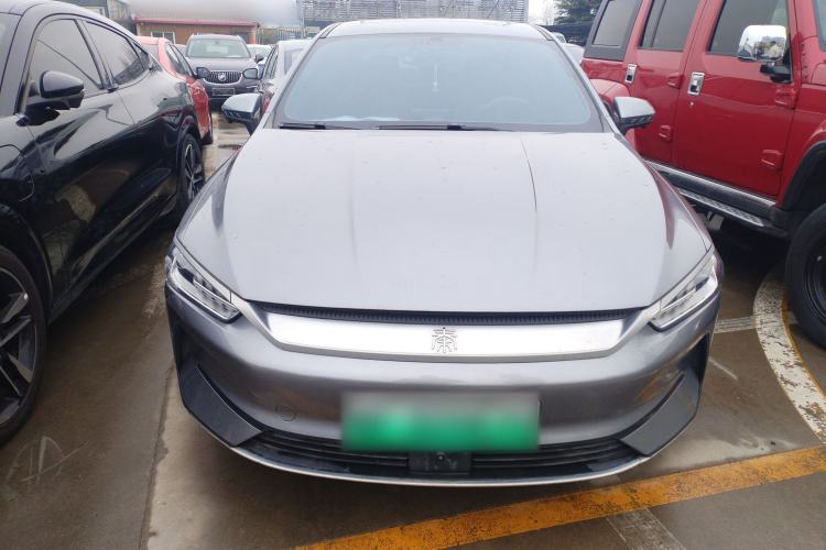 Used BYD Qin PLUS 2021 EV 400KM Luxury Model
