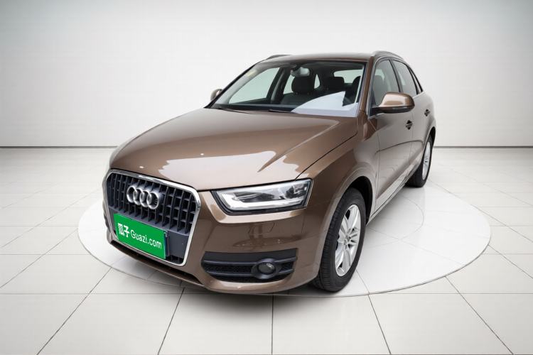 Used Audi Q3 2015 35 TFSI Comfort Model Front Left 45 Deg