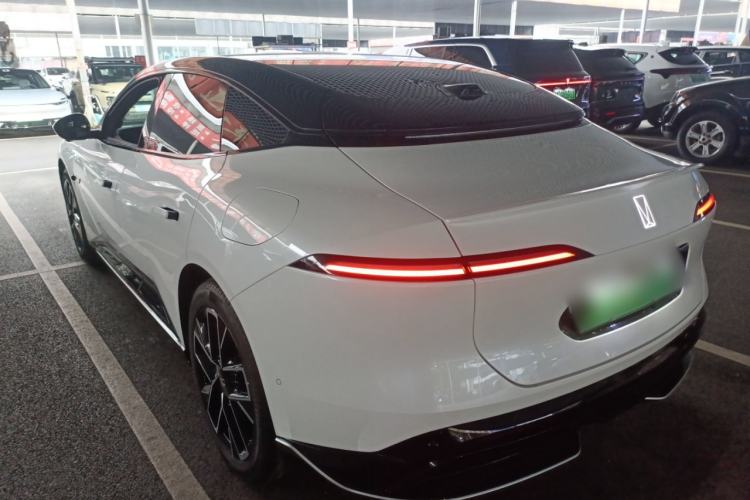 Used Avatr 06 2025 Max All-Electric Version