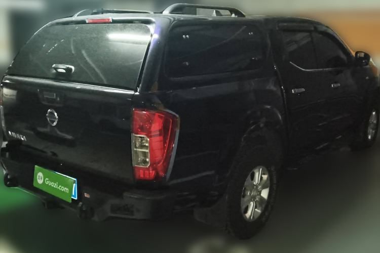 Used Nissan Navara 2017 2.5L Automatic 4x4 Luxury Edition QR25