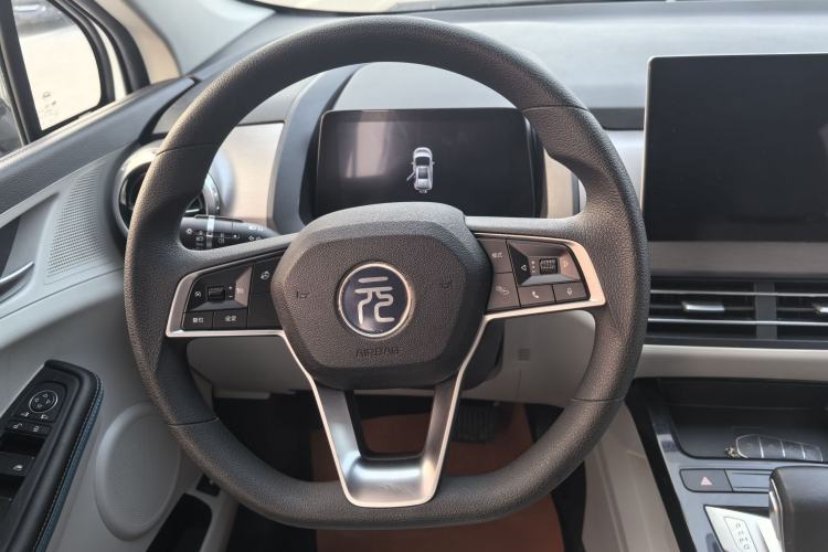 Used BYD Yuan Pro 2023 401KM Luxury Version
