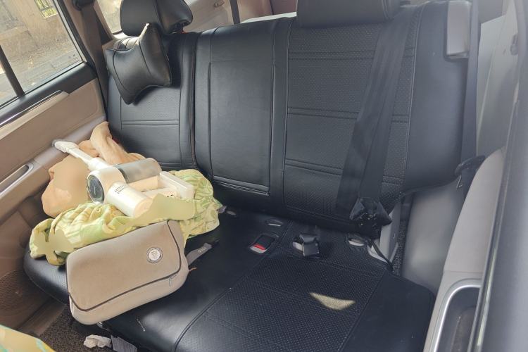 Used Mitsubishi Pajero Sport 2013 3.0L Automatic 4x4 Executive Edition Left Rear Seat