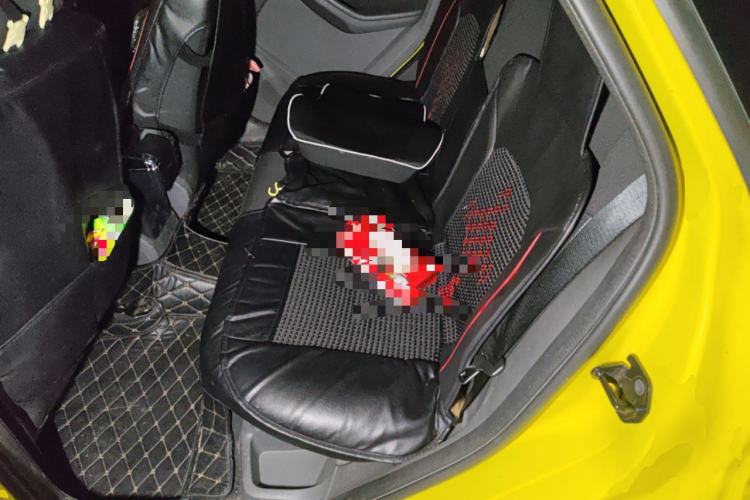 Used Ford Focus 2013 Hatchback Classic 1.8L Automatic Base Model
