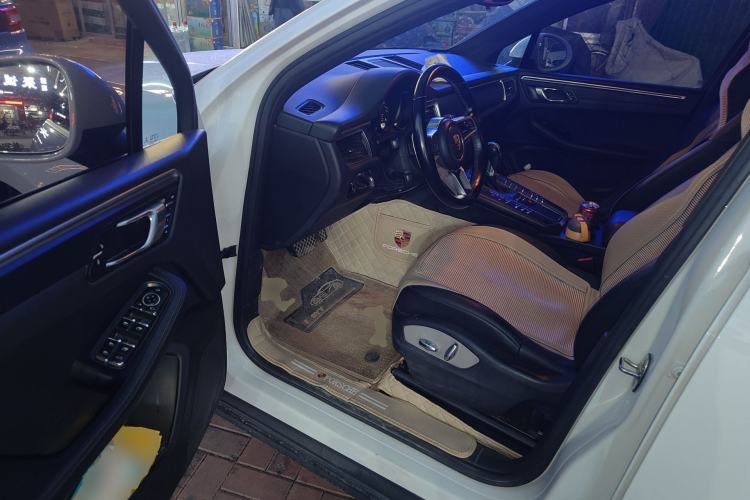 Used Porsche Macan 2017 Macan 2.0T Driver Seat