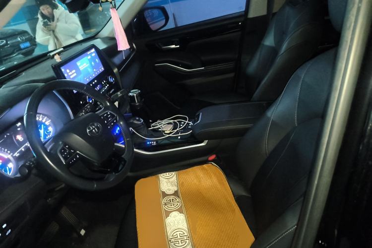 Used Toyota Highlander 2023 2.5L Smart Electric Hybrid Dual-Engine Four-Wheel Drive Prestige Version – 7 Seats
