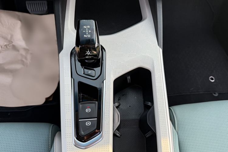 Used Geely Auto Emgrand L HiP 2022 1.5TD-DHT Pro 100KM Super Swift Interior 6