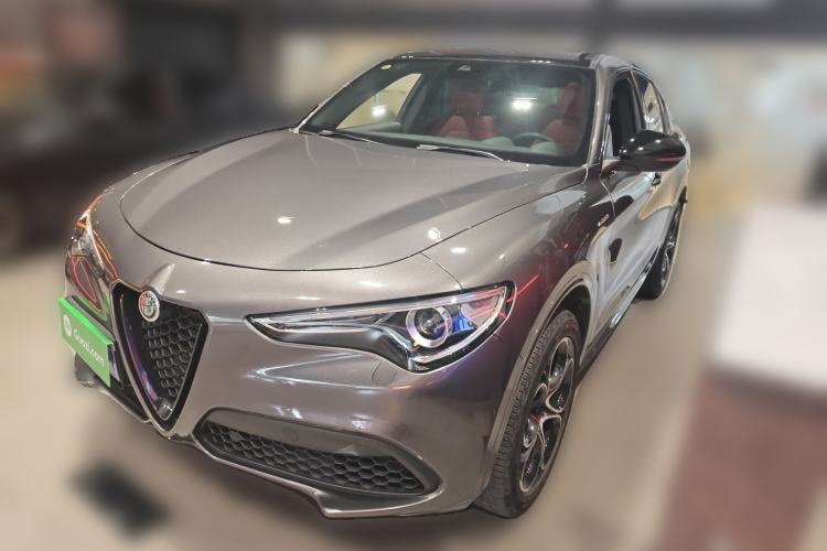 Used Alfa Romeo Stelvio 2022 2.0T 280HP Veloce Track Edition