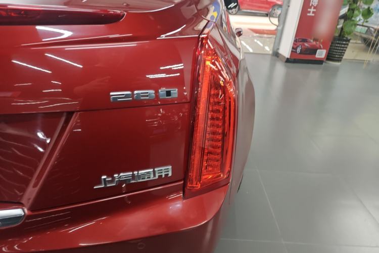 Used Cadillac ATS-L 2017 28T Fashion Edition Right Rear Taillight