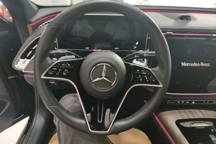 Used Mercedes-Benz E-Class New Energy 2024 E 350 e L Plug-in Hybrid Sedan Steering Wheel