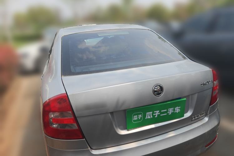 Used Skoda Octavia 2015 Classic Model 1.6L Automatic Yijie Version Rear
