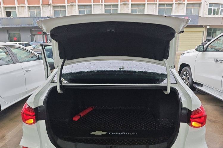 Used Chevrolet Monza 2021 320 Automatic Enjoyment Sunroof Edition