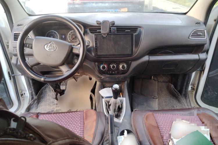 Used CHANGAN KAICHENG Ounuo S 2017 1.5L Ouno S Value Edition EA15-AB Center Console