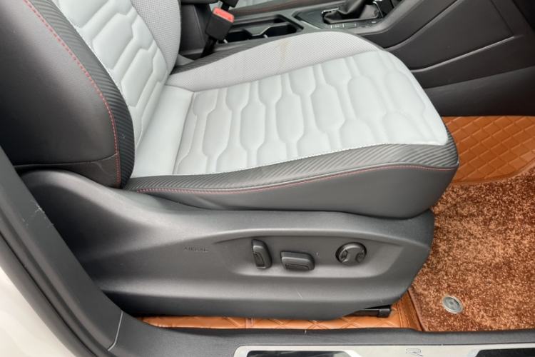 Used Volkswagen Tiguan X 2021 330TSI Two-Wheel Drive Enjoyment Version Interior 11