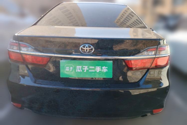 Used Toyota Camry 2016 2.0G 10th Anniversary Leading Edition
