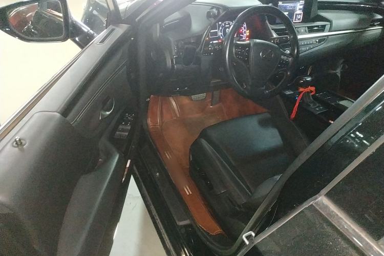 Used Lexus ES 2020 200 Excellence Edition