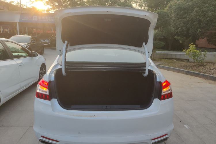 Used Peugeot 408 2018 Revised 350THP Automatic Luxury Edition
