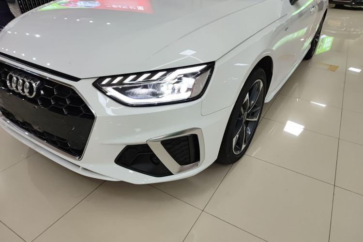 Used Audi A4L 2022 40 TFSI Fashion Dynamic Model
