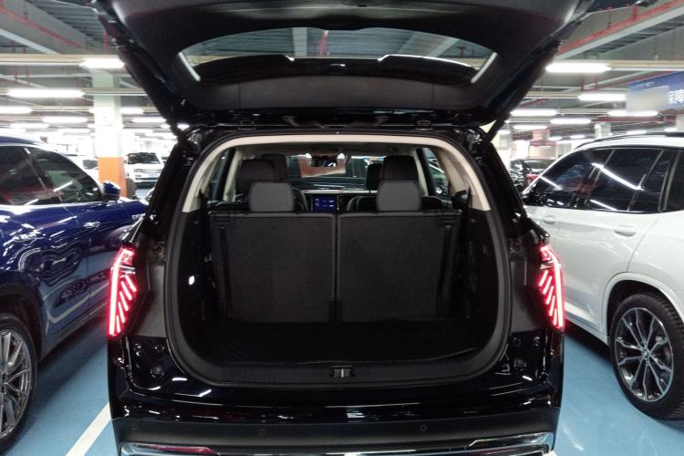 Used Hongqi HS7 PHEV 2024 2.0T PHEV Four-Wheel Drive Flagship Edition 6 Seats
