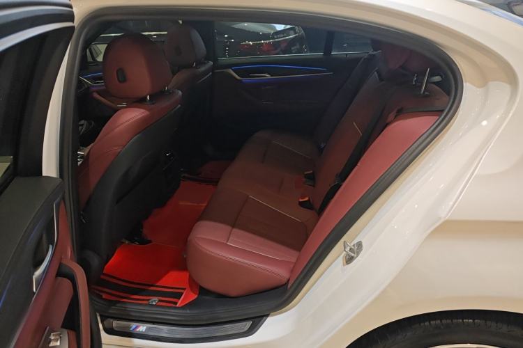 Used BMW 5 Series 2023 530Li Leading Model M Sport Package Left Rear Seat