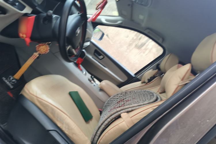 Used Huasong 7 2015 2.0T Automatic Comfort Model Left Front Seat