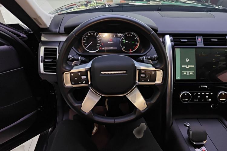 Used Land Rover Discovery 2023 Restyled 360 PS R-Dynamic SE
