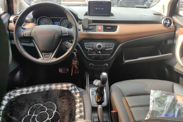 Used Haval H1 2015 1.5L AMT Luxury Model
