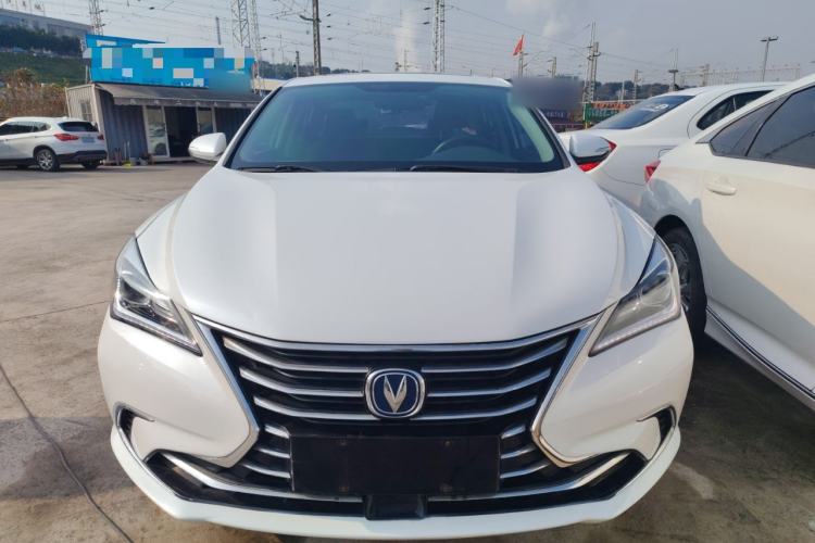 Used Changan Eado 2019 High-Energy Edition 1.6L GDI Manual Pioneer Model China VI Standard

