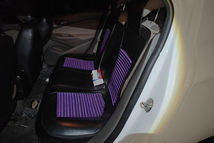 Used Chevrolet Cruze 2015 1.5L Manual Fashion Edition
