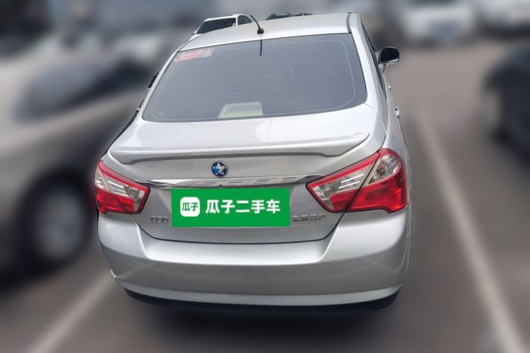 Used Venucia D50 2013 1.6L Manual Fashion Edition
