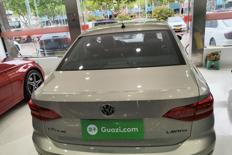 Used Volkswagen Lavida 2019 1.5L Automatic Fashion Edition China VI
