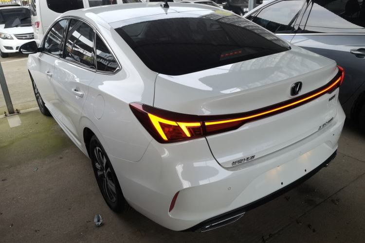 Used CHANGAN Eado 2023 Changan Edition PLUS Blue Whale NE 1.4T GDI DCT Prestige Version
