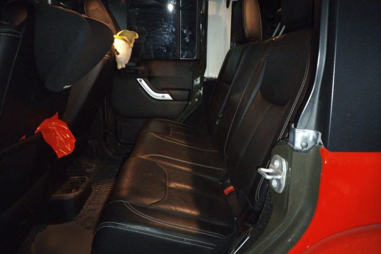 Used Jeep Wrangler 2015 3.0L Sahara Four-Door Comfort Edition
