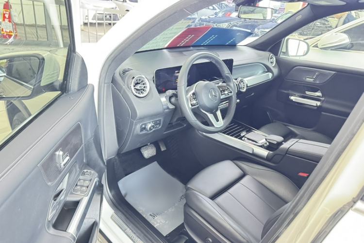 Used Mercedes-Benz GLB 2020 Updated GLB 200 Dynamic Edition
