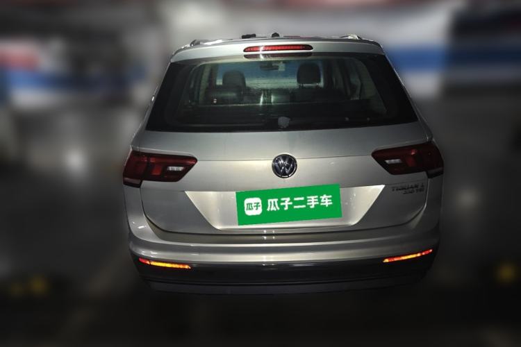 Used Volkswagen Tiguan L 2017 330TSI Automatic Two-Wheel Drive Luxury Edition Rear