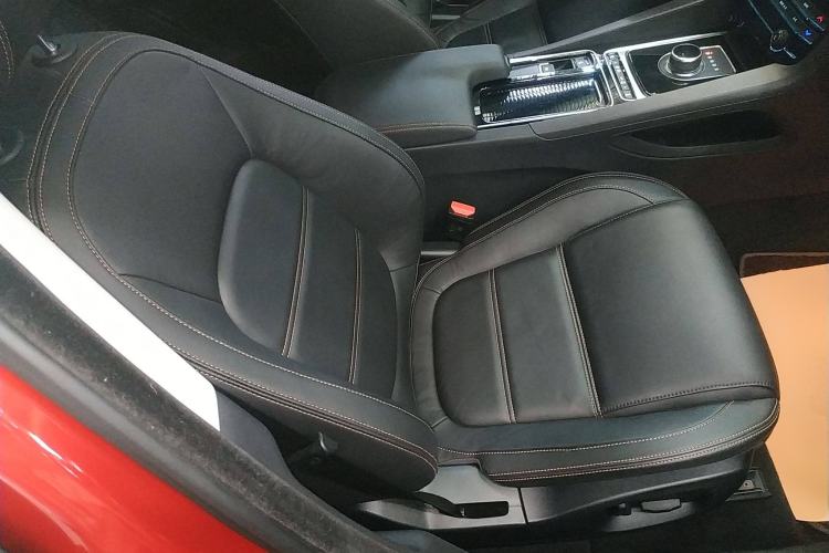 Used Jaguar F-PACE 2018 2.0T Four-Wheel Drive Urban Luxury Edition