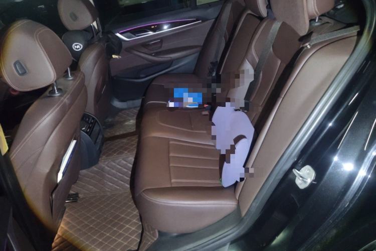 Used BMW 5 Series 2018 525Li Luxury Package Left Rear Seat