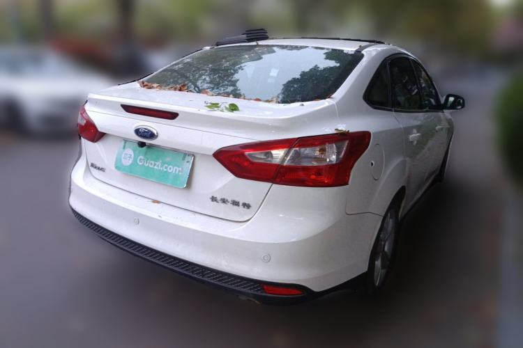 Used Ford Focus 2012 Sedan 1.6L Automatic Fashion Edition