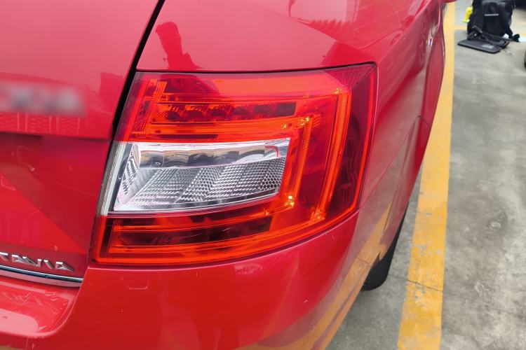 Used Skoda Octavia 2015 1.6L Manual Yijun Edition