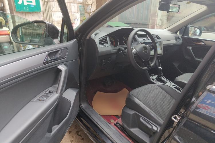 Used Volkswagen Tiguan L 2021 330TSI Automatic Two-Wheel Drive Comfort Edition
