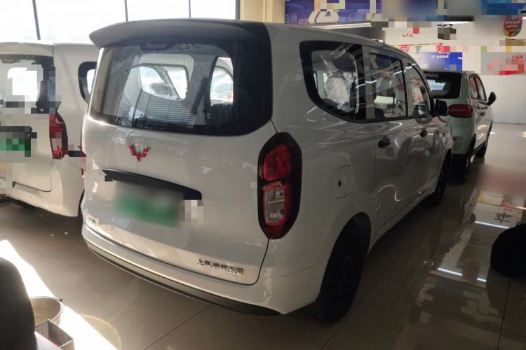 Used Wuling Hongguang New Energy 2025 Extended-Range Hybrid 50 km Utility Version
