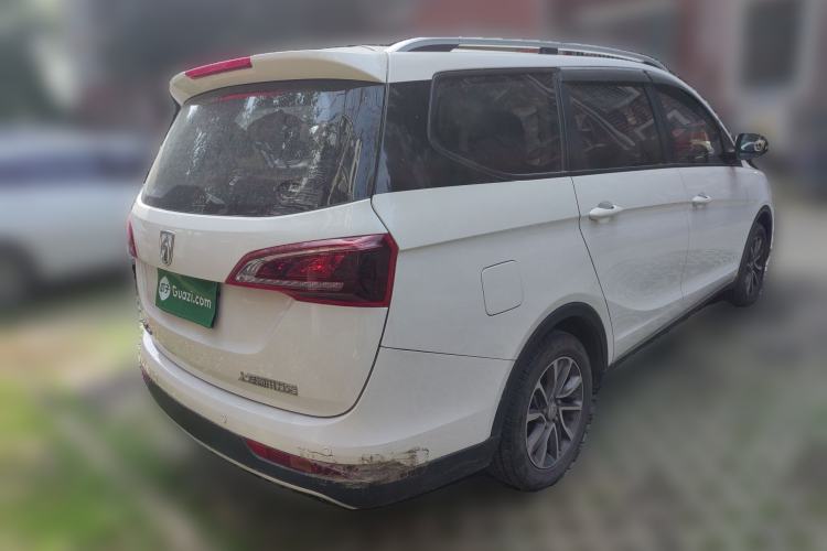 Used Baojun 730 2019 1.5L Manual Fashion Model 7-seater China VI