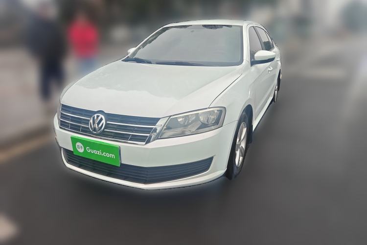 Used Volkswagen Lavida 2013 Revised Classic 1.6L Automatic Fashion Edition