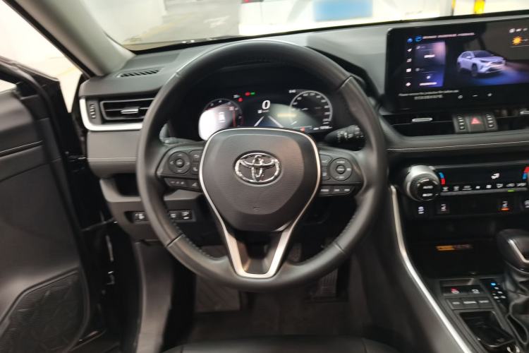 Used Toyota RAV4 2023 2.0L CVT Two-Wheel Drive Fashion Plus Edition
